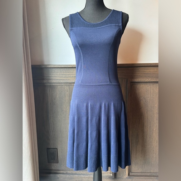 Cynthia Rowley Dresses & Skirts - Cynthia Rowley Navy Knit Midi Dress small
